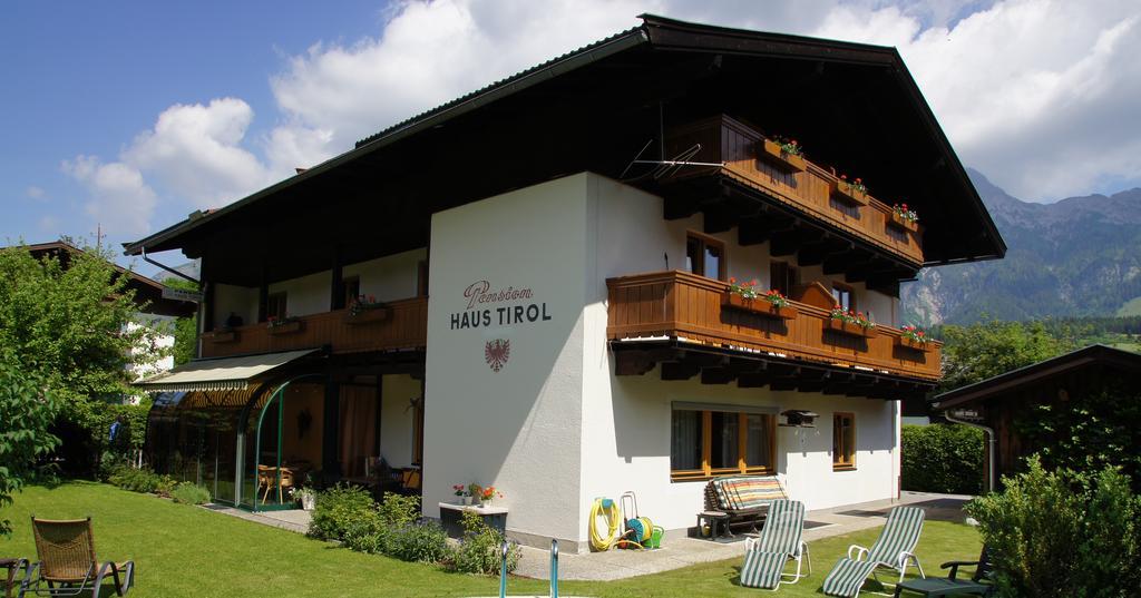 Haus Tirol Bed & Breakfast Leogang Exterior photo